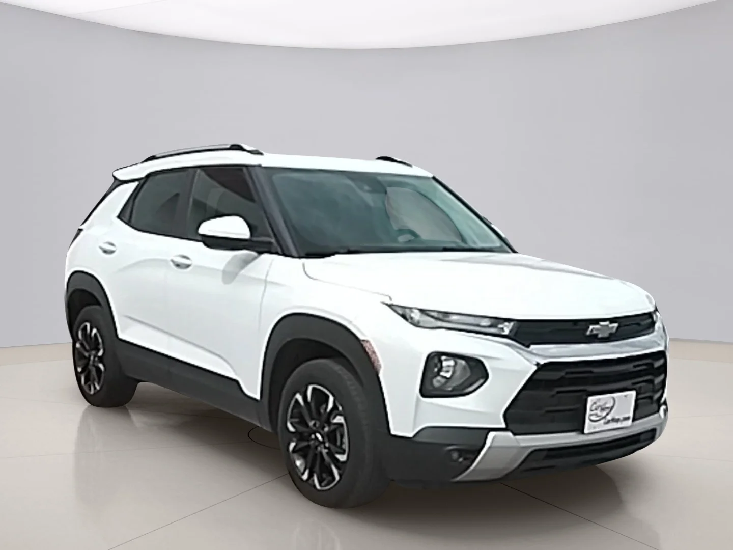 Used 2023 White Chevrolet LT image 7