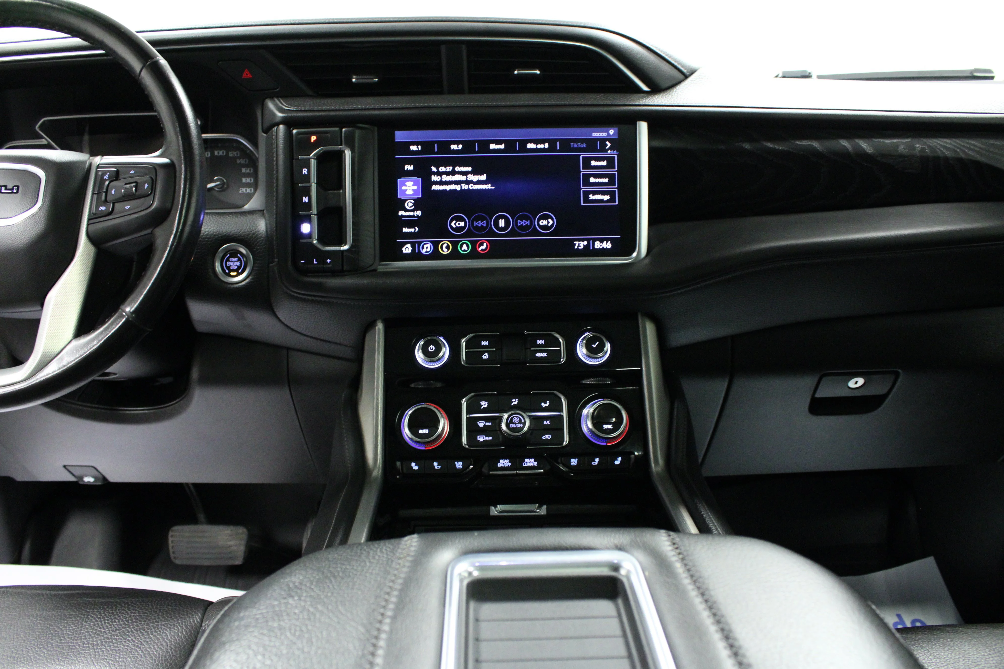 Used 2021 Onyx Black GMC Denali image 19
