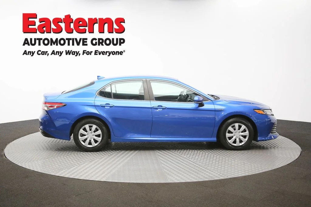 Used 2020 Blue Toyota LE image 41