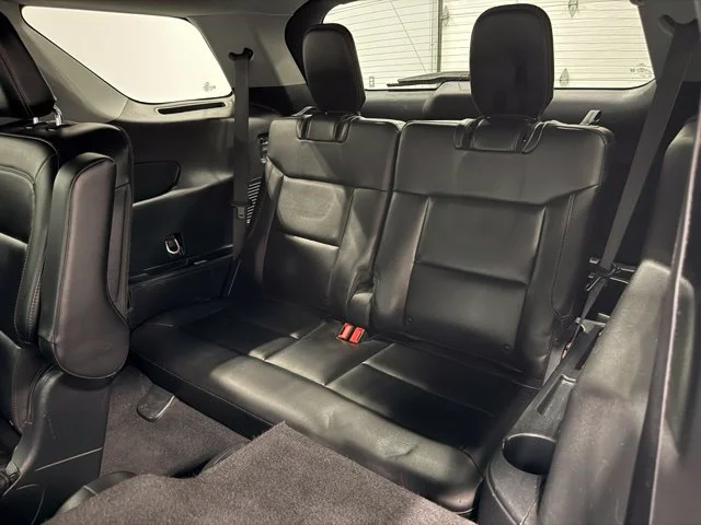 Used 2024 Silver Ford XLT image 28