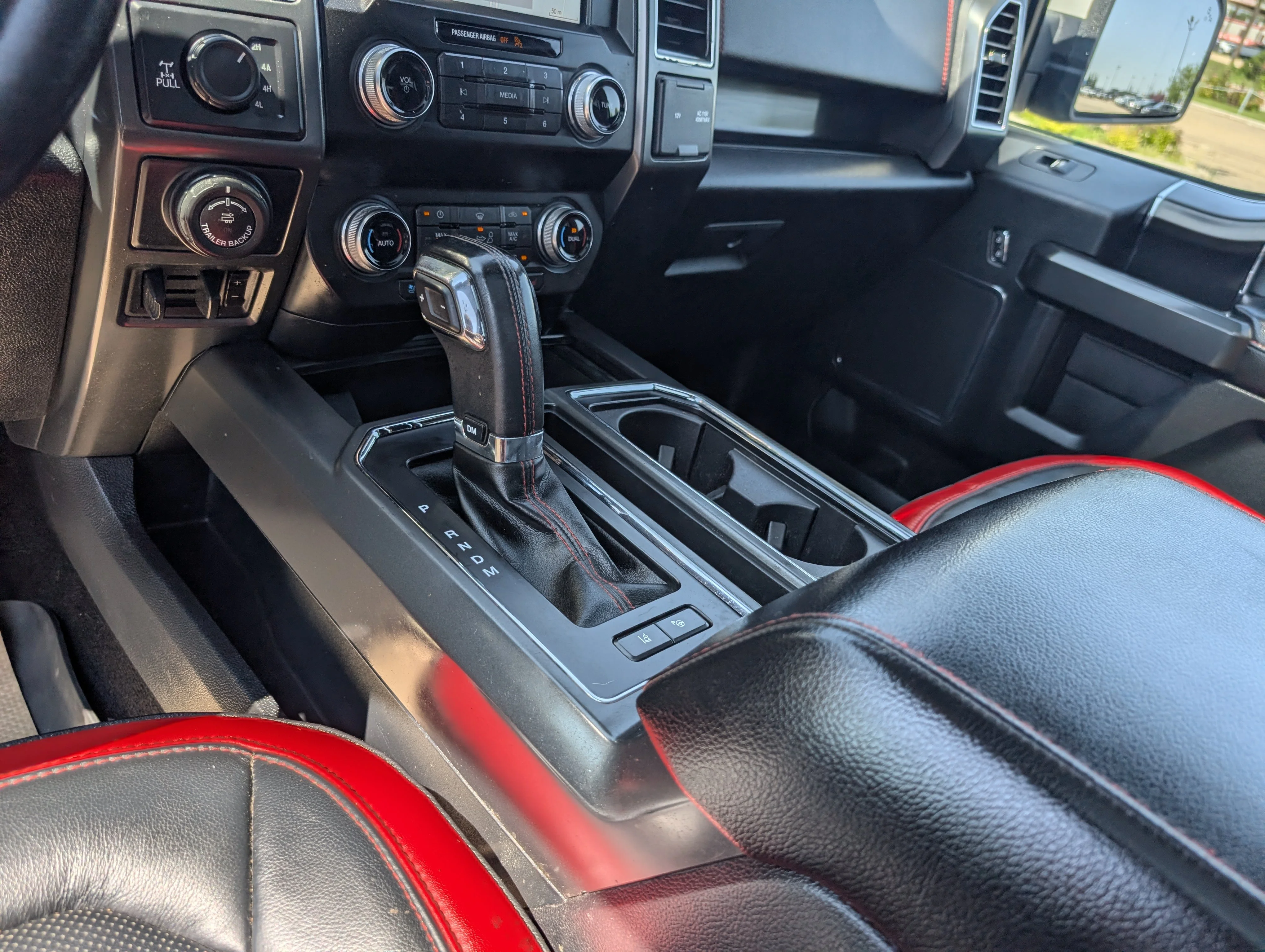 Used 2019 Oxford White Ford XL 4WD SuperCrew 5.5