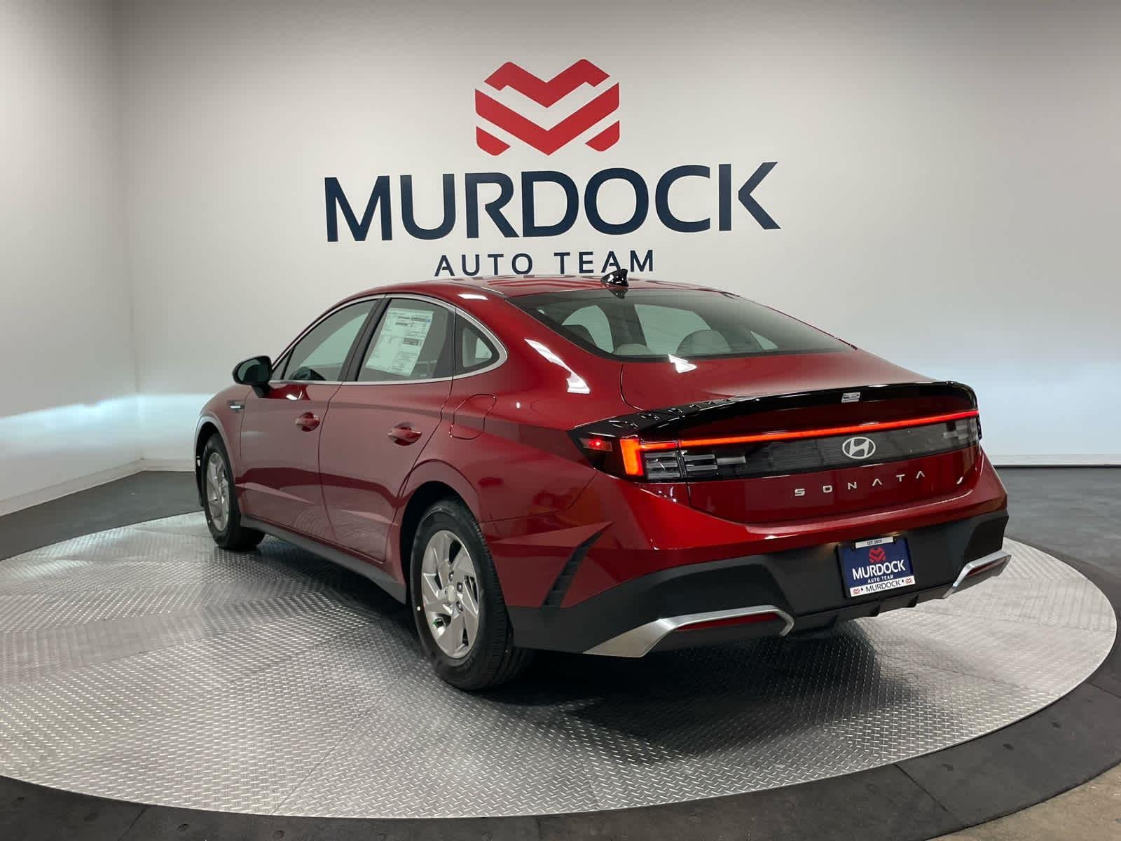 New 2026 Ultimate Red Hyundai SE image 5