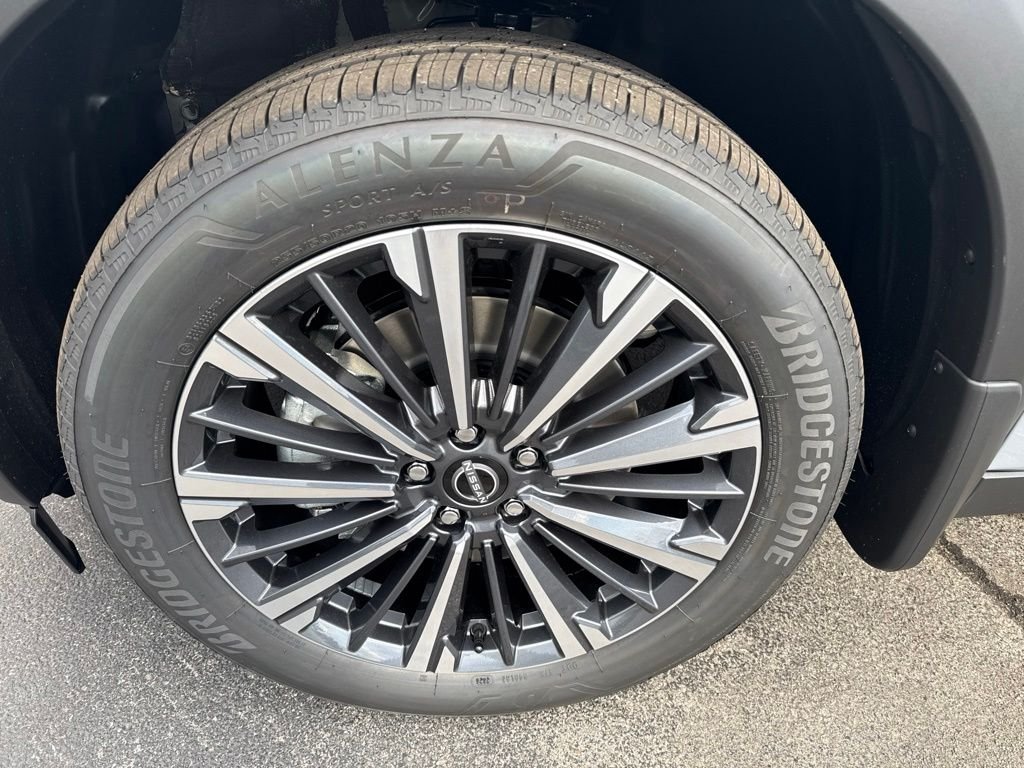 New 2026 Gray Nissan Platinum image 10