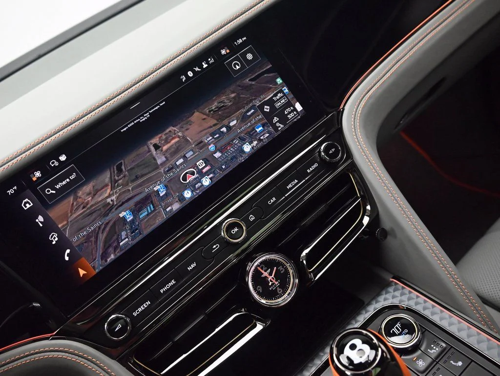 2025 Bentley Flying Spur - Photo 28