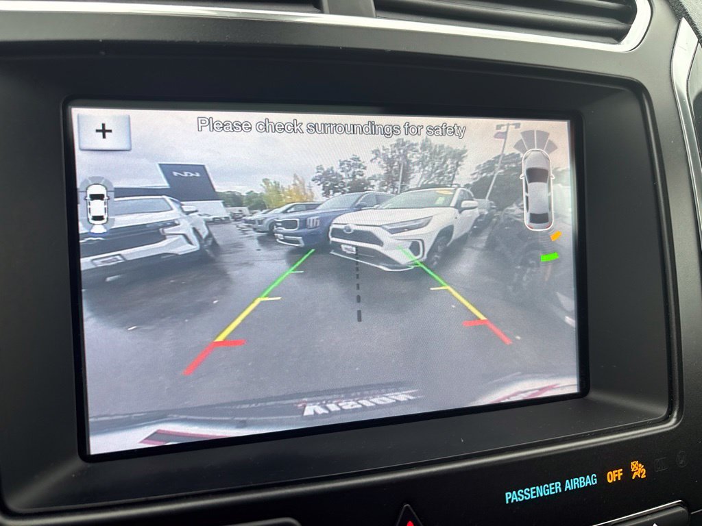 Used 2018 Blue Ford Sport image 8