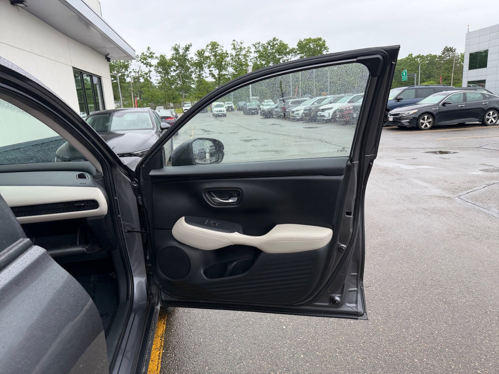 Used 2024 Gray Honda LX image 29