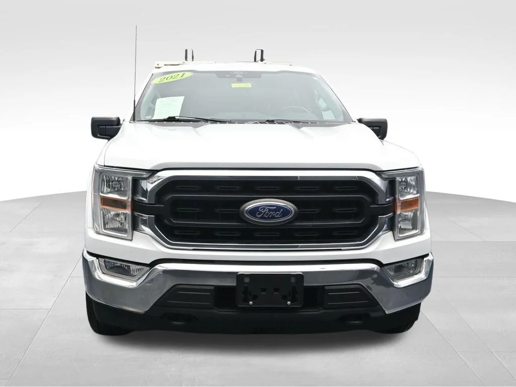 Used 2021 White Ford XLT image 8