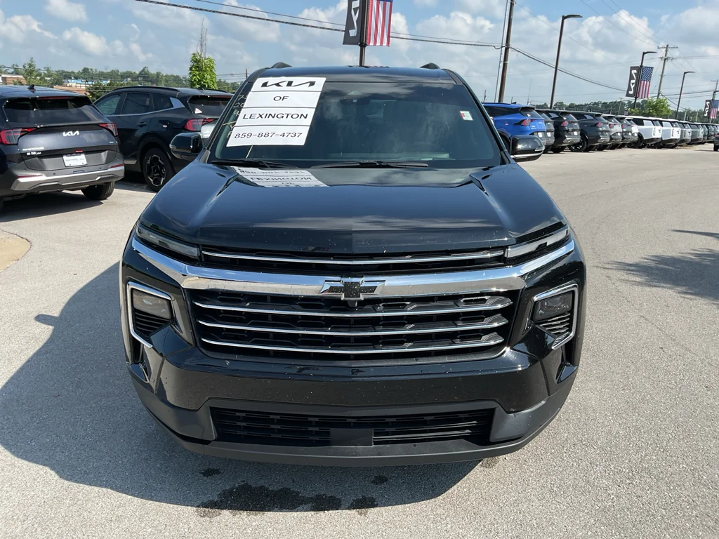 Used 2025 Mosaic Black Metallic Chevrolet AWD LT image 3