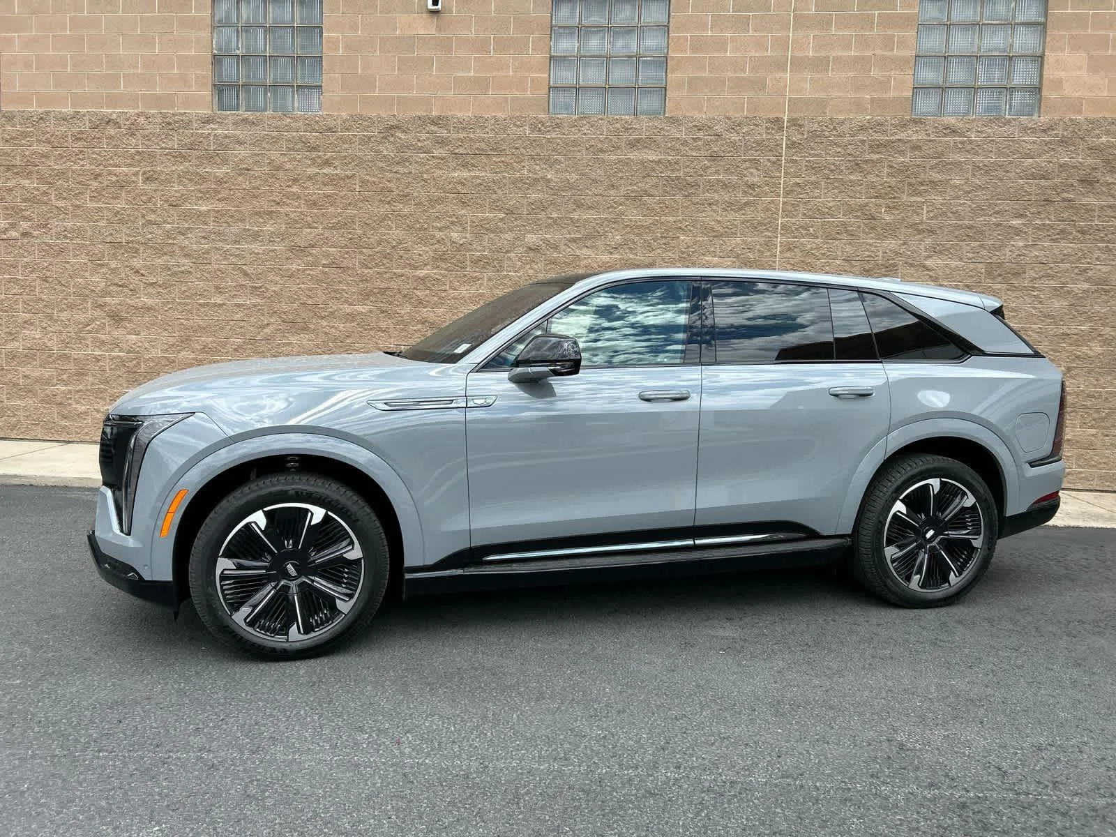 2026 Cadillac Escalade IQ Sport - Photo 12