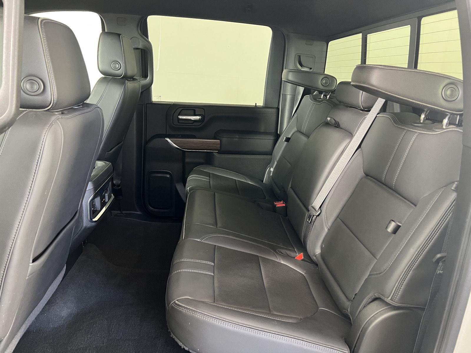 Used 2022 Summit White Chevrolet High Country image 19