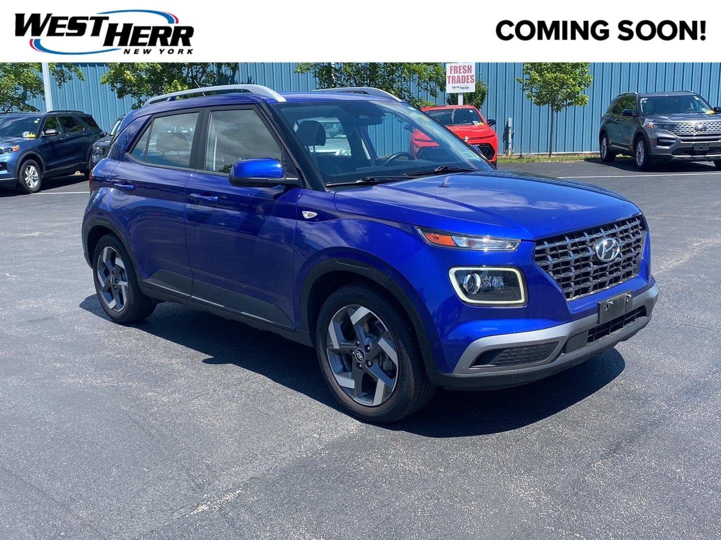 Used 2023 Intense Blue Hyundai Limited image 1