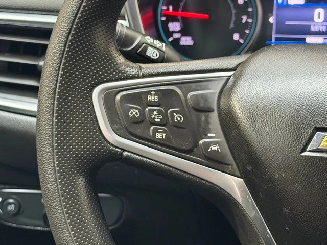 Used 2022 Gray Chevrolet LT image 17