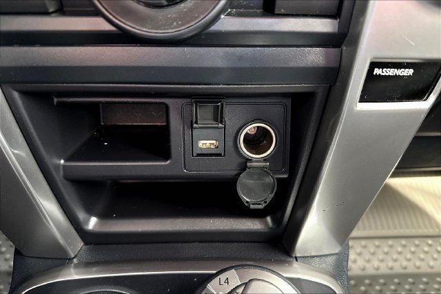 Used 2024  Toyota SR5 image 18