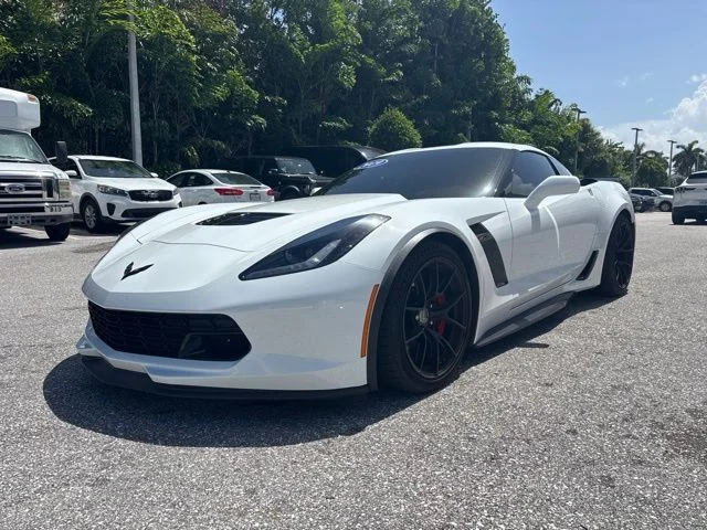 Used 2019 White Chevrolet Z06 image 5