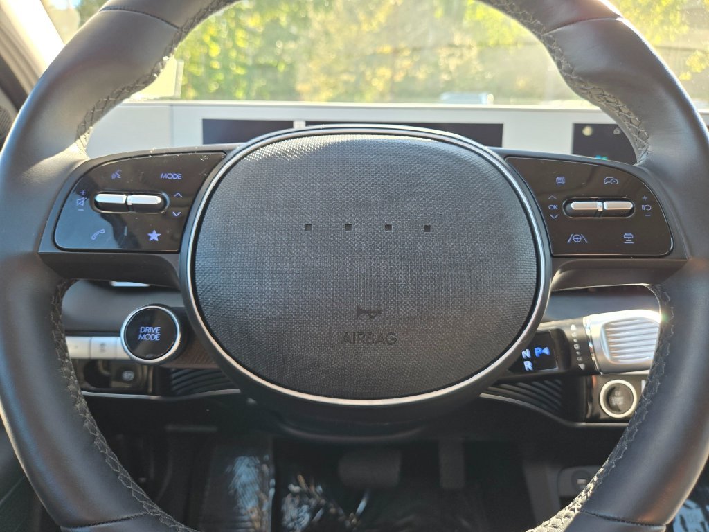 Used 2024 Blue Hyundai SEL image 24