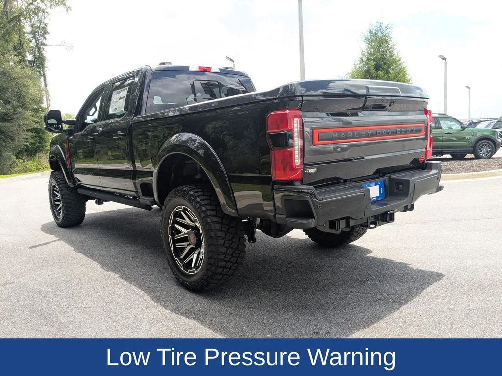 New 2026 Agate Black Metallic Ford Lariat image 6
