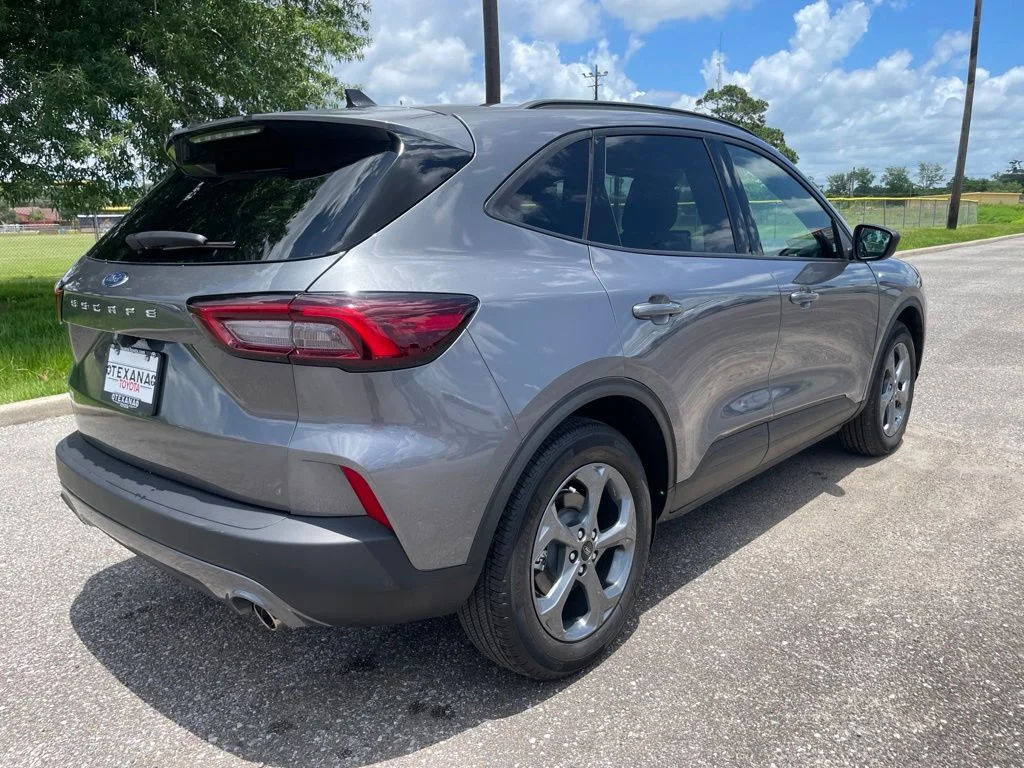 2026 Ford Escape ST-Line - Photo 7