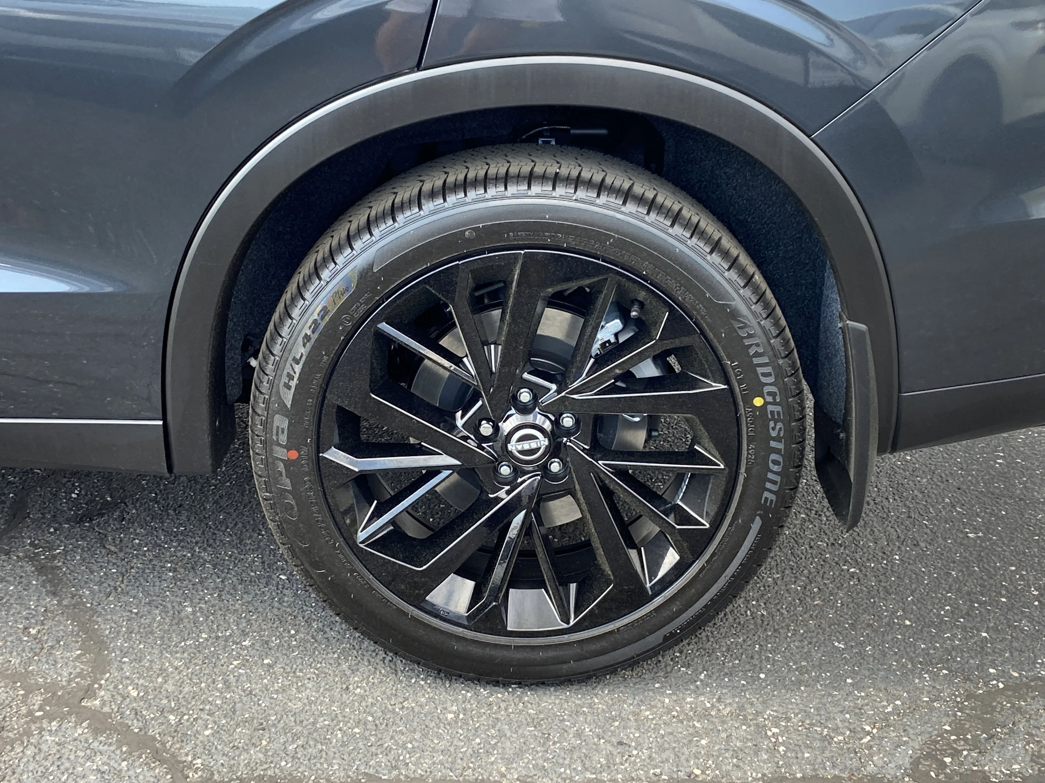 New 2026 Moonrock Gray Nissan SL image 9