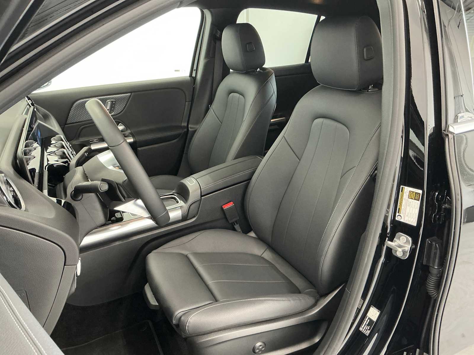 Certified Used 2026 Night Black Mercedes-Benz GLA 250 image 16