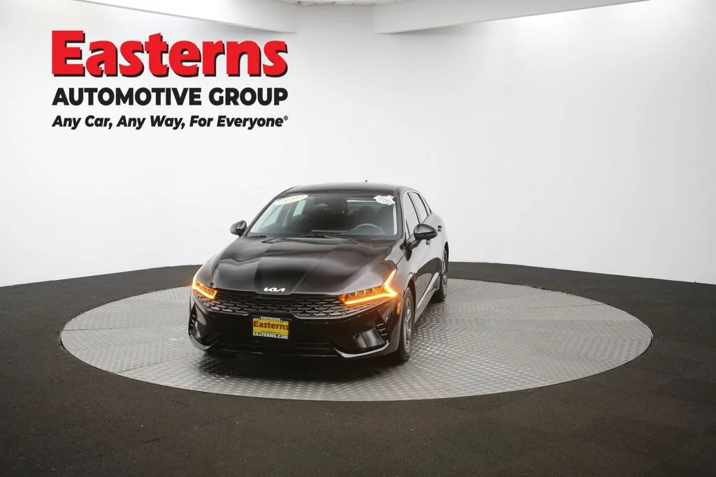 Used 2024 Gray Nissan SV image 53