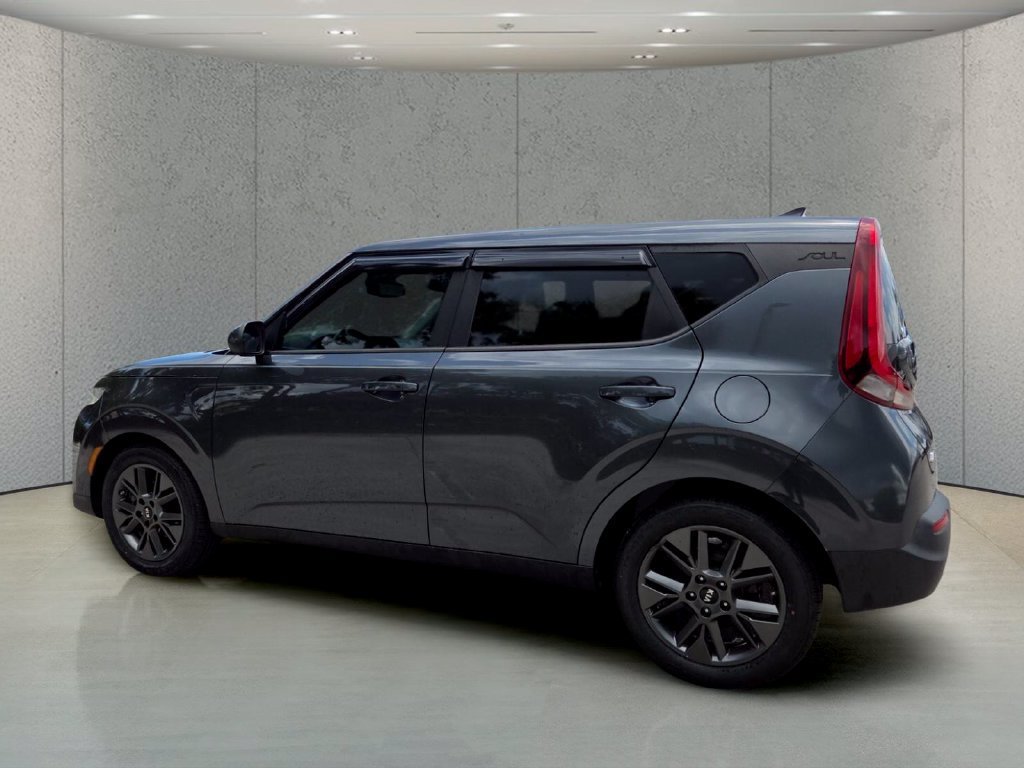 Used 2021 Gravity Gray Kia EX image 8