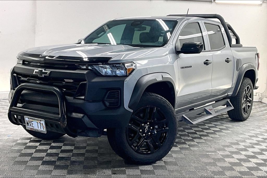 Used 2023 STERLING GRAY METALLIC Chevrolet 4WD Trail Boss image 1