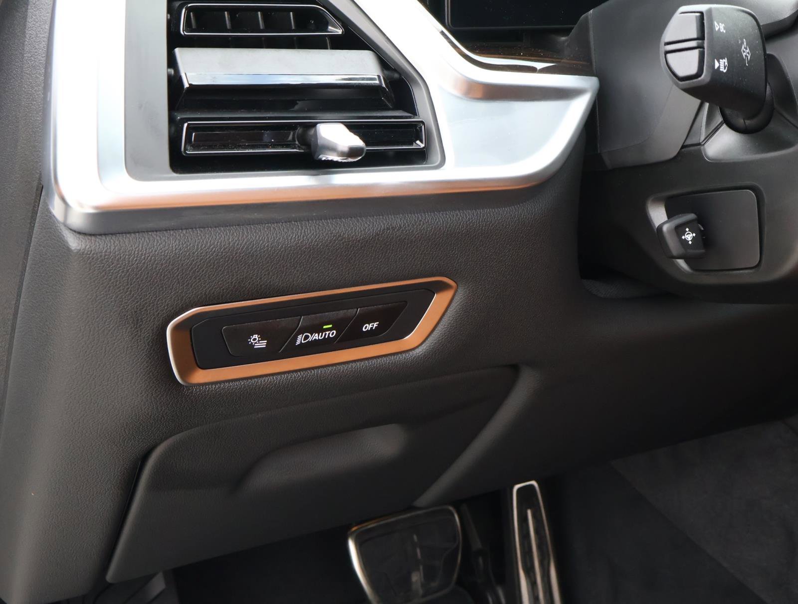 2026 BMW X7 40i - Photo 25