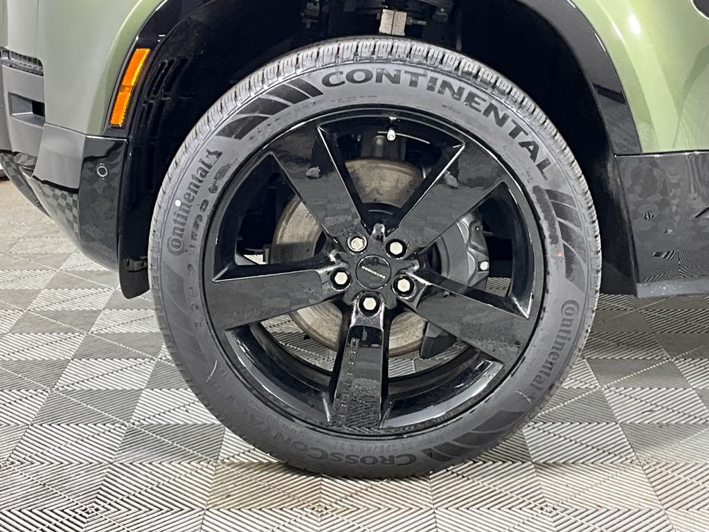 2026 Land Rover Defender X-Dynamic SE - Photo 8