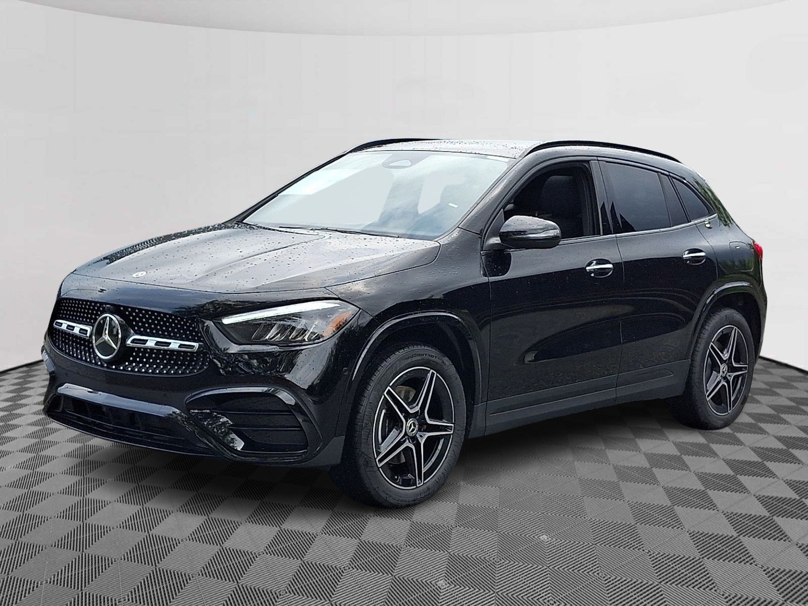 New 2026 Night Black Mercedes-Benz GLA 250 image 3