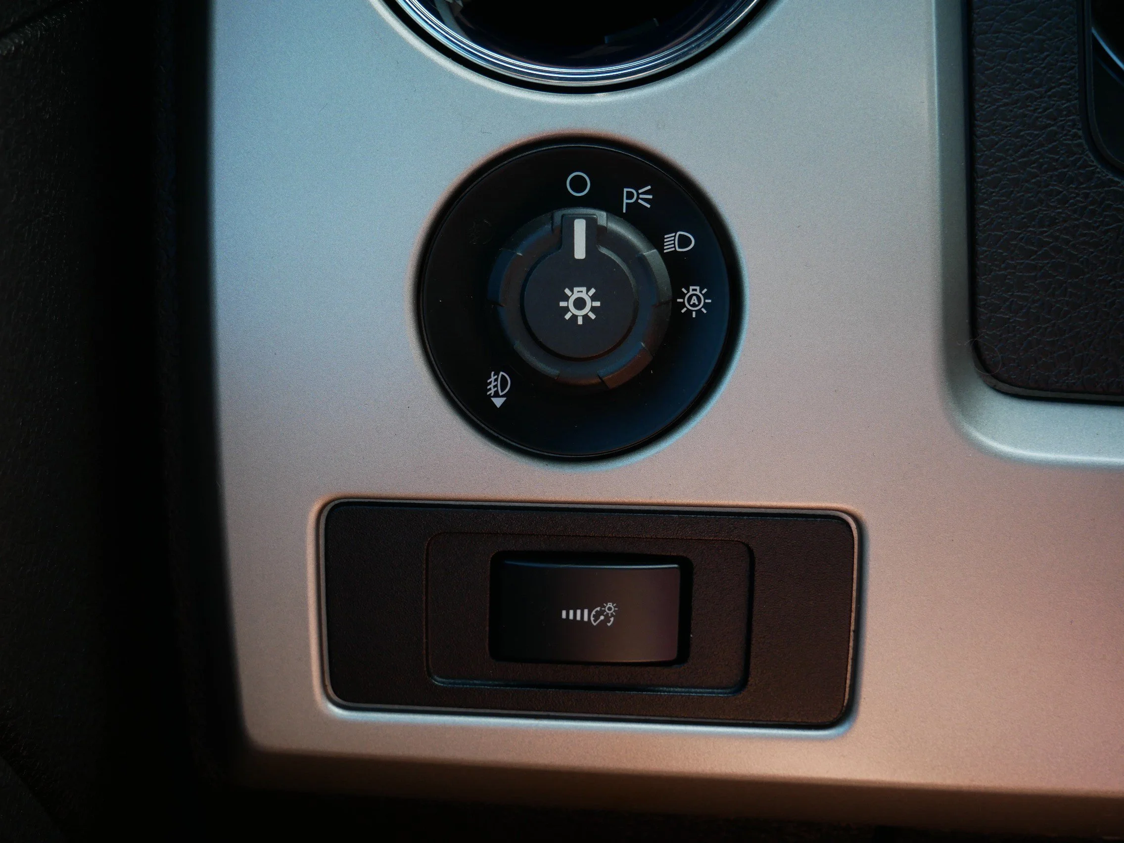 Used 2012 Ingot Silver Metallic Ford FX4 image 25