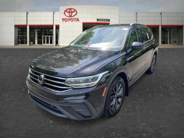 2023 Volkswagen Tiguan SE