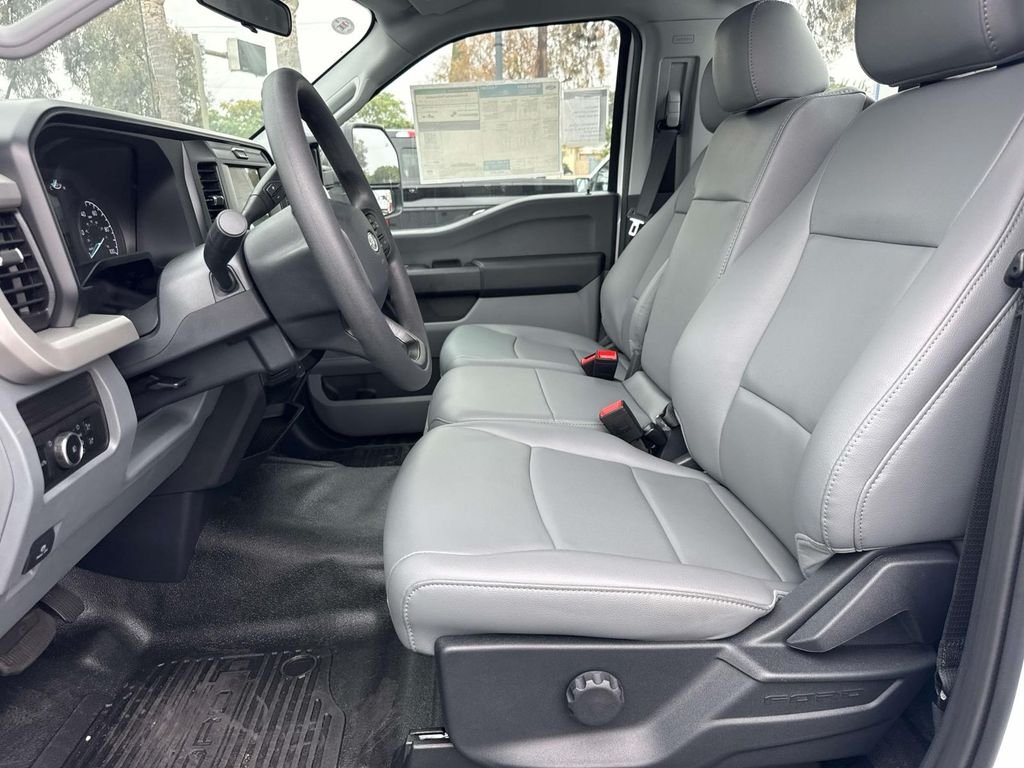 New 2026 Oxford White Ford F-250® XL image 16