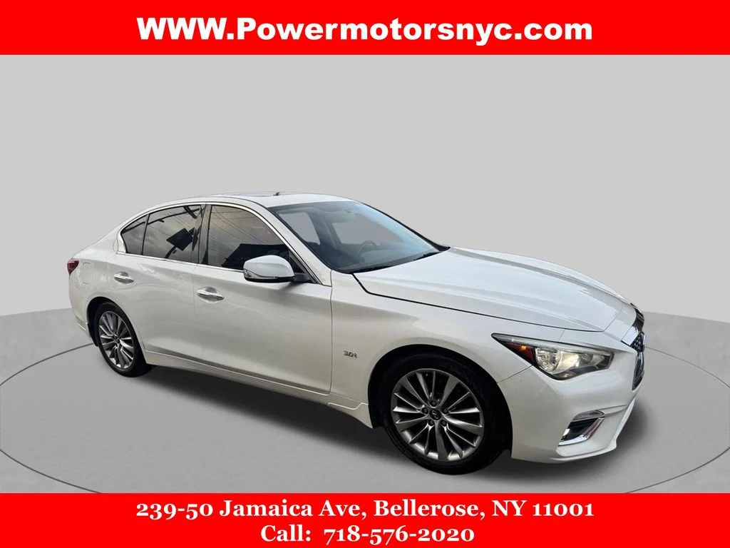 Used 2018 White INFINITI 3.0t LUXE image 7