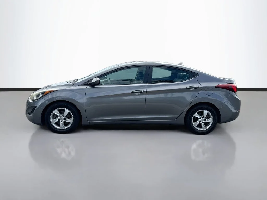 Used 2014 Harbor Gray Metallic Hyundai SE image 4