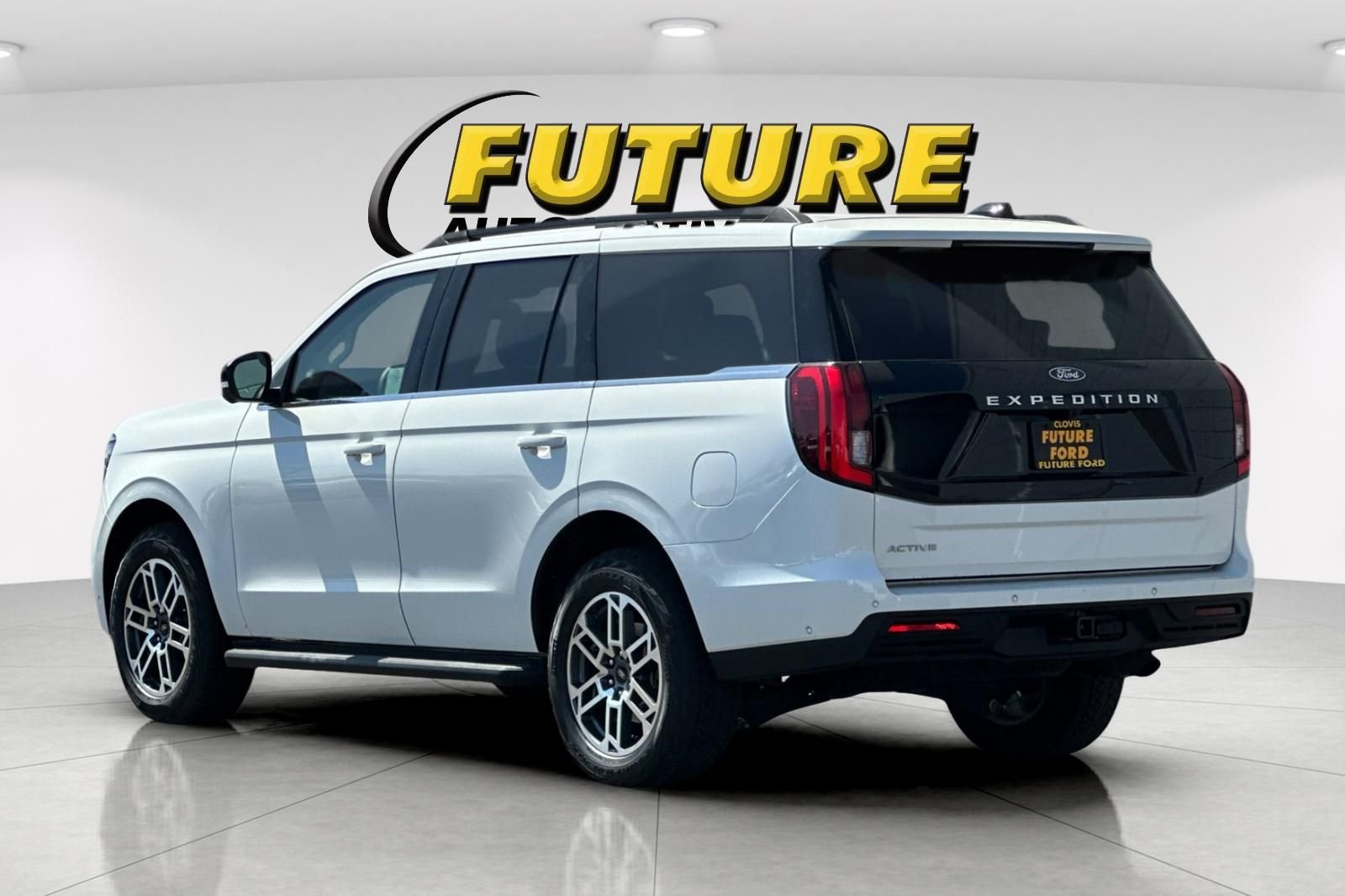 Used 2025 White Ford Active image 5