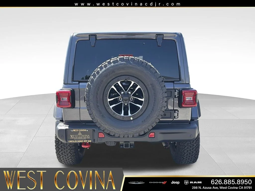 New 2026 Granite Crystal Metallic Clearcoat Jeep Rubicon X image 9