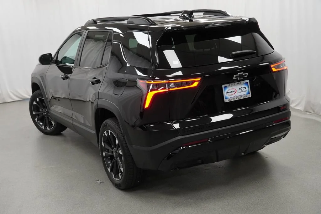 New 2027 Mosaic Black Metallic Chevrolet RS image 37