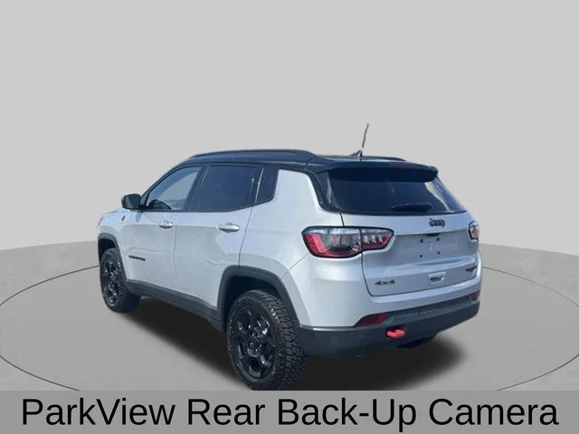 Used 2024 Silver Jeep Trailhawk image 5