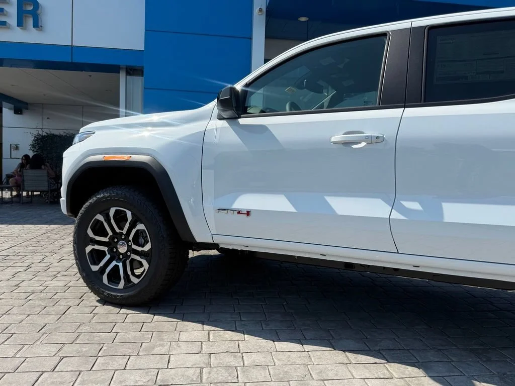 New 2026 Summit White GMC AT4 image 11