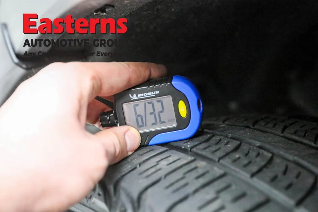 Used 2022 White Jeep 4xe image 23