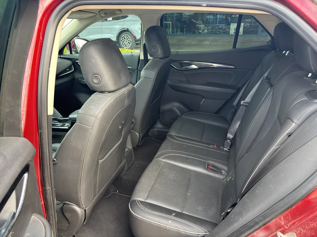 Used 2022  Buick Essence image 8