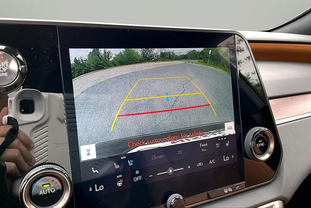 Used 2023 Green Lexus 350 Premium image 16