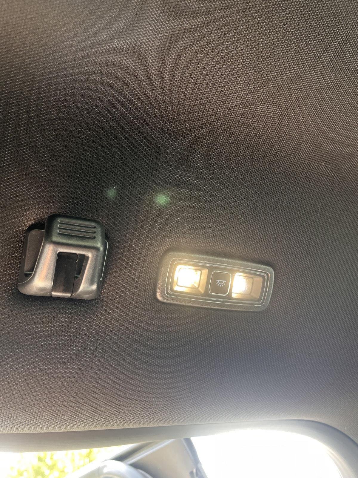 Used 2025 Oxford White Ford XLT image 29