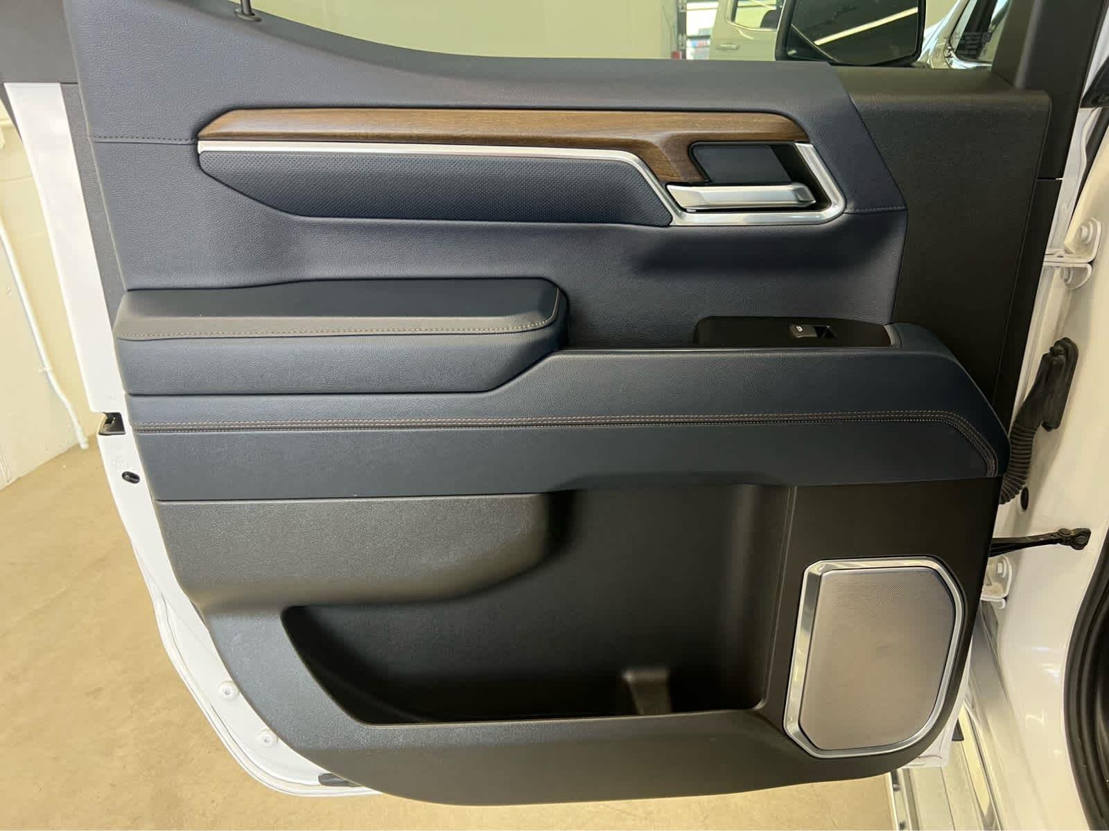 2024 Chevrolet Silverado 1500 High Country - Photo 25