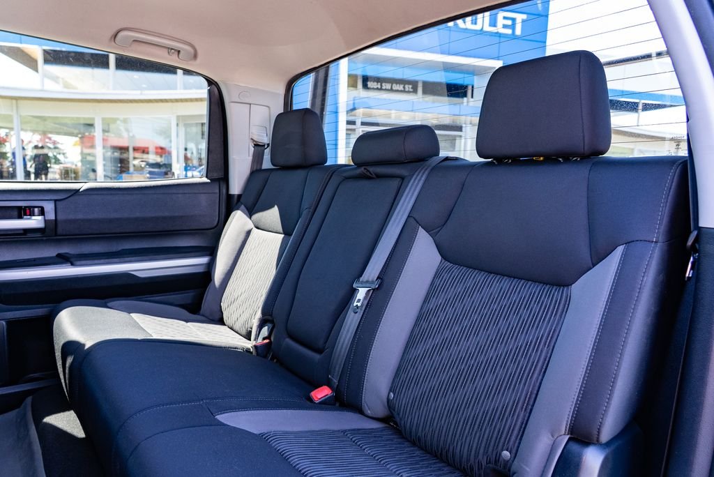 Used 2017 Silver Sky Metallic Toyota SR5 image 26