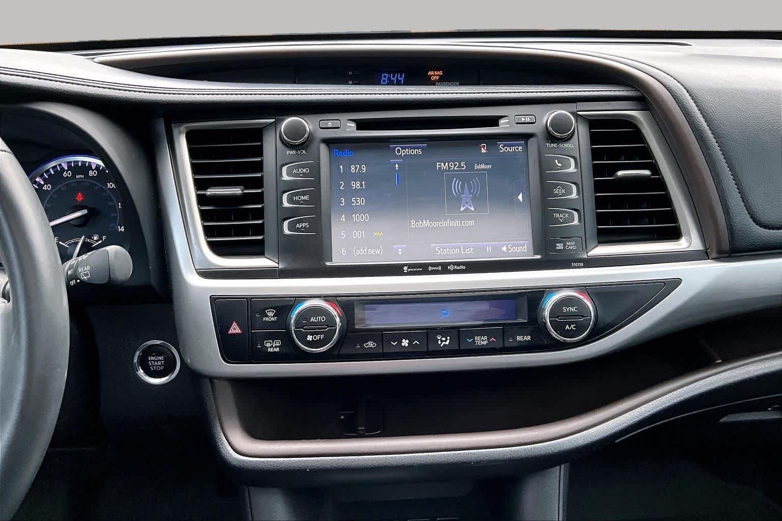 Used 2016 Silver Sky Metallic Toyota XLE image 7