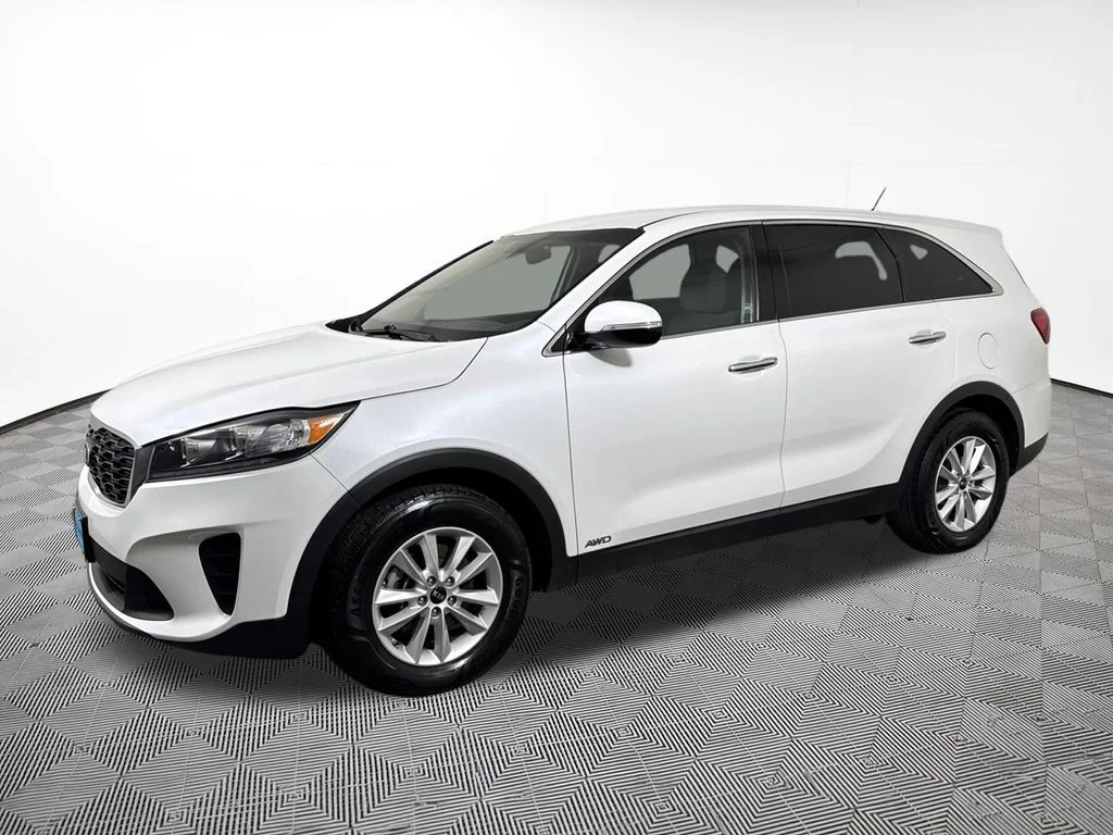 Used 2019 Kia Sorento LX with VIN 5XYPGDA53KG562029 for sale in Eau Claire, WI
