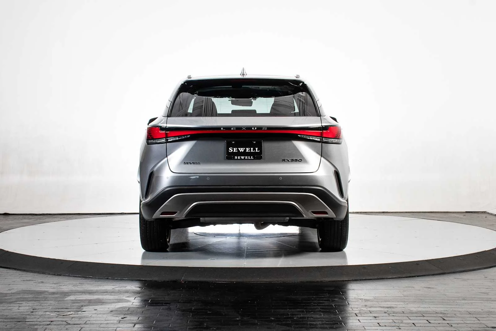 Certified Used 2024 Iridium Lexus Premium Plus image 5