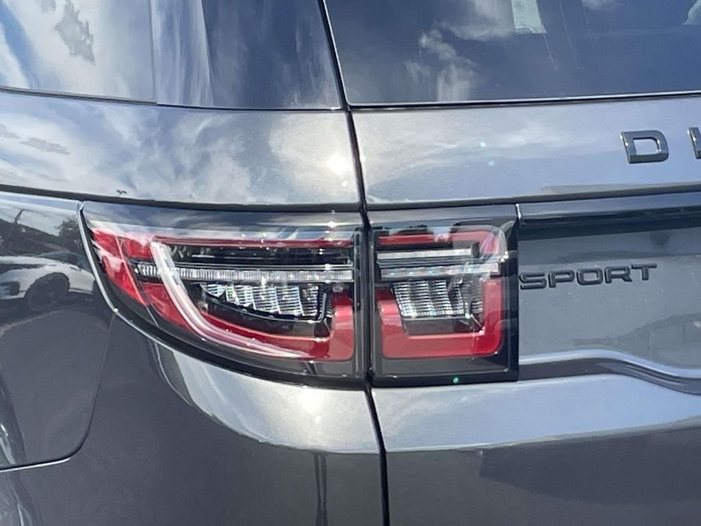 New 2026 Carpathian Grey Land Rover Landmark image 10