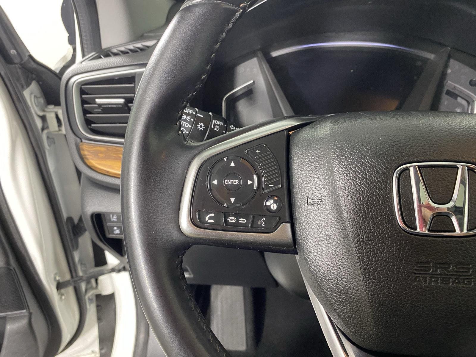 Used 2018 White Diamond Pearl Honda EX-L image 19